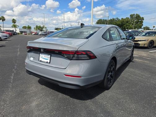 2025 Honda Accord Sport SE 1.5T