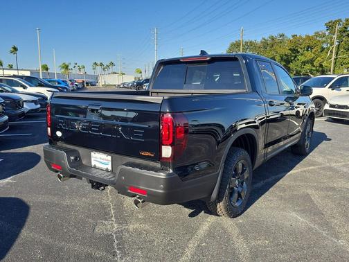 Crystal Black Pearl 2026 Honda Ridgeline TrailSport