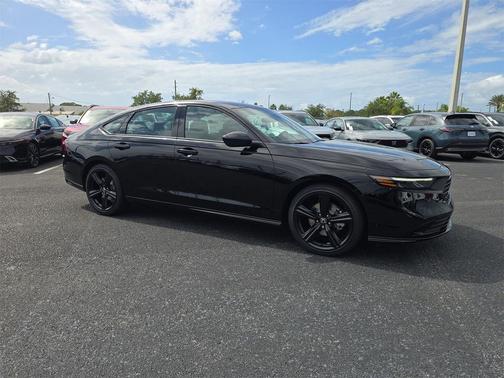 2025 Honda Accord Hybrid Base