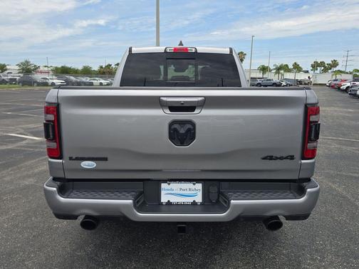 Billet Silver Metallic Clearcoat 2021 RAM 1500 Laramie