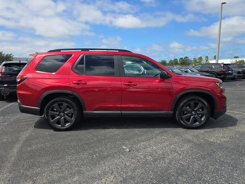 2025 Honda Pilot Sport