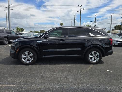 2021 Kia Sorento LX