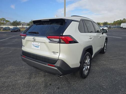 2019 Toyota RAV4 Limited