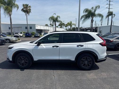 Platinum White Pearl 2026 Honda CR-V Hybrid TrailSport AWD