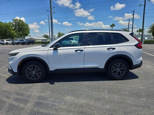 Platinum White Pearl 2026 Honda CR-V Hybrid TrailSport AWD