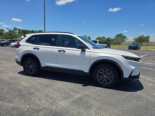 Platinum White Pearl 2026 Honda CR-V Hybrid TrailSport AWD