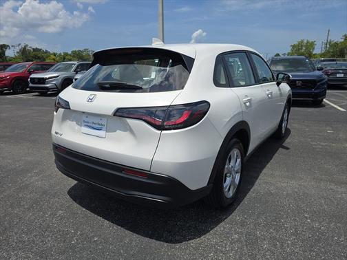 2025 Honda HR-V LX