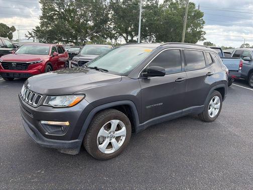 Granite Crystal Metallic Clearcoat 2020 Jeep Compass Latitude