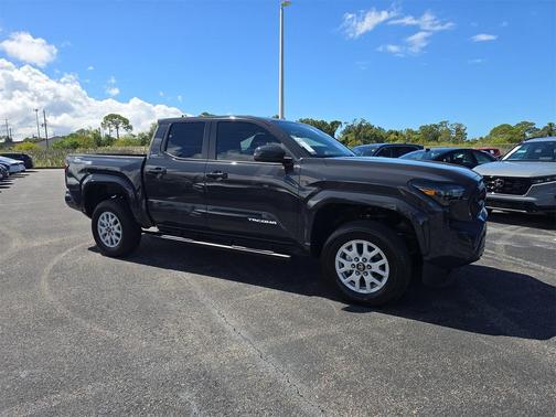 2025 Toyota Tacoma SR5