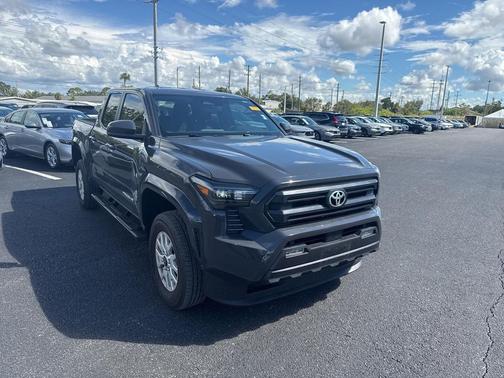 2025 Toyota Tacoma SR5