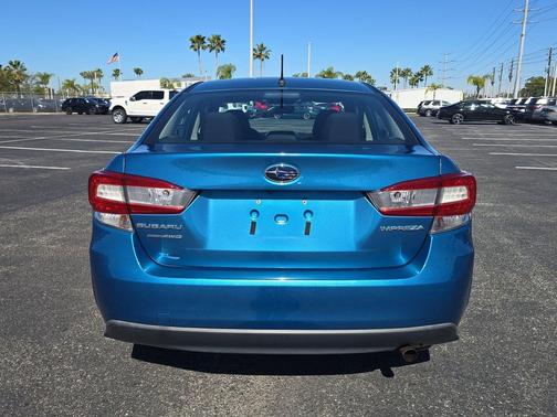 2018 Subaru Impreza 2.0i