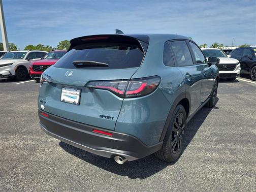 2026 Honda HR-V 2WD Sport