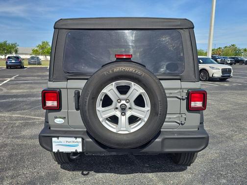 Sting-Gray Clearcoat 2021 Jeep Wrangler Unlimited Sport