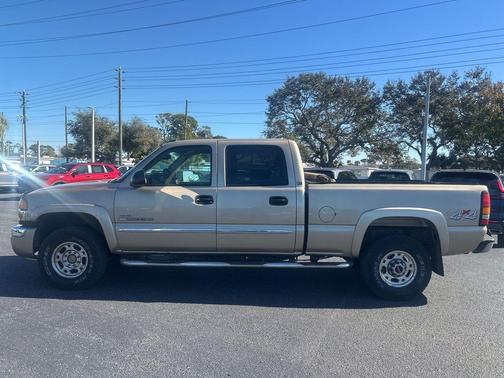 2005 GMC Sierra 2500 SLT H/D Crew Cab