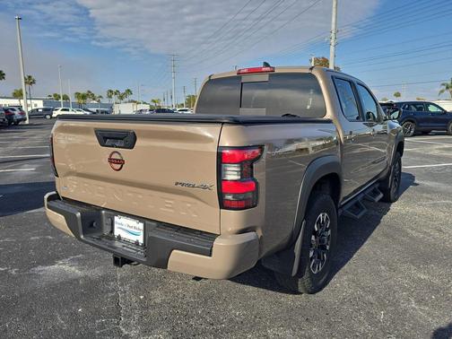 2023 Nissan Frontier PRO-4X