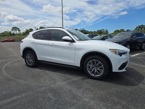 2022 Alfa Romeo Stelvio Sprint