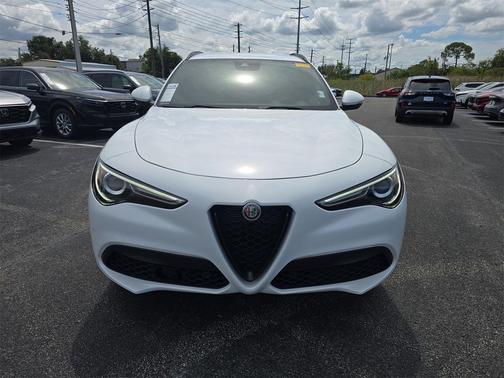 2022 Alfa Romeo Stelvio Sprint