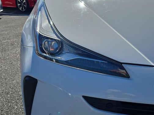 2021 Toyota Prius LE