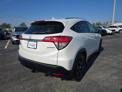 2022 Honda HR-V 2WD Sport