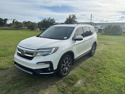 2019 Honda Pilot Touring 8-Passenger