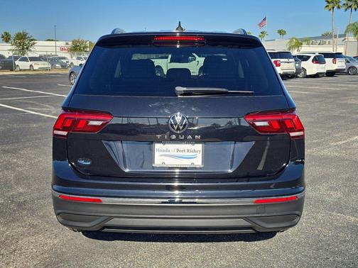2022 Volkswagen Tiguan 2.0T S