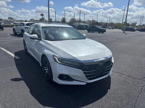 2022 Honda Accord Hybrid Touring