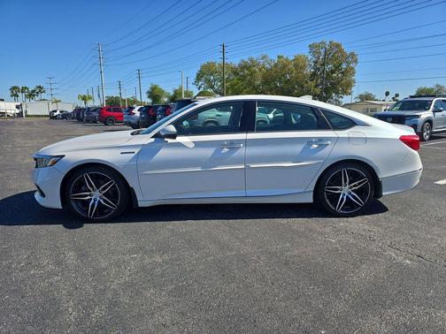 2022 Honda Accord Hybrid Touring