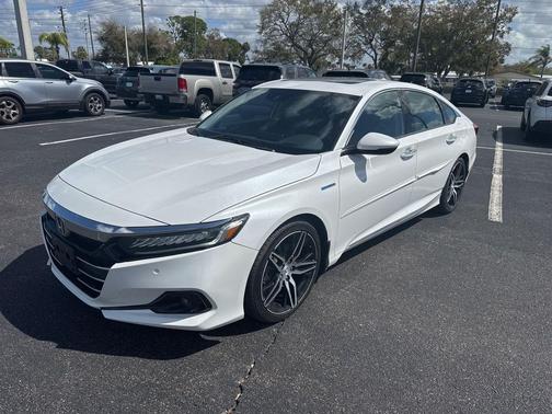 2022 Honda Accord Hybrid Touring