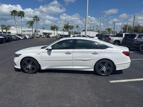 2022 Honda Accord Hybrid Touring