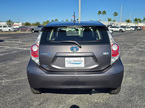 2013 Toyota Prius c Two