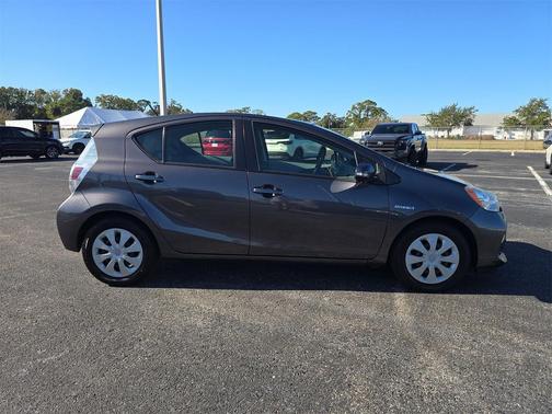 2013 Toyota Prius c Two