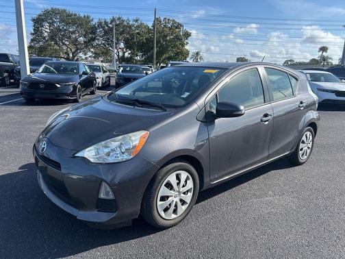 2013 Toyota Prius c Two