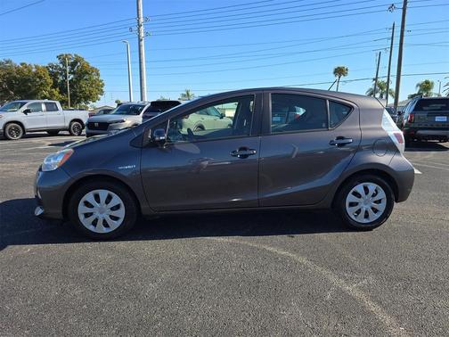 2013 Toyota Prius c Two