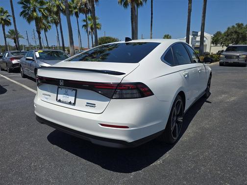2023 Honda Accord Hybrid Base