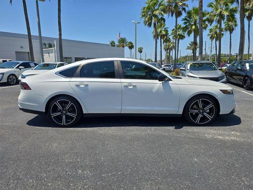2023 Honda Accord Hybrid Base