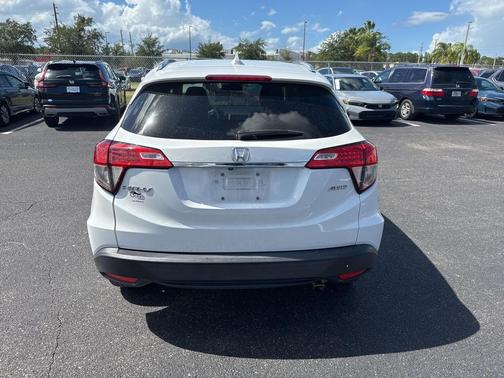 2022 Honda HR-V EX