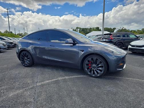 2022 Tesla Model Y Performance Dual Motor All-Wheel Drive