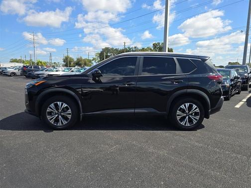 2022 Nissan Rogue SV
