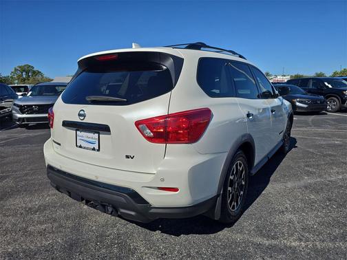2019 Nissan Pathfinder SV