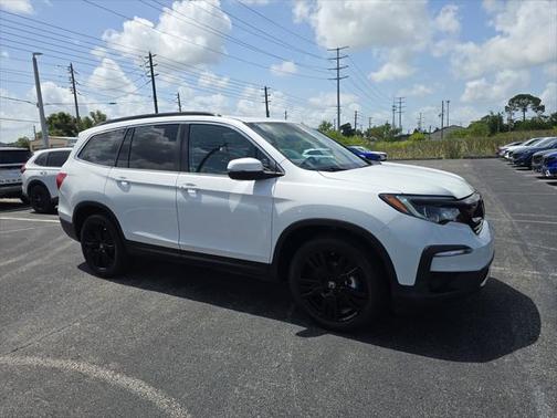 2022 Honda Pilot AWD Special Edition