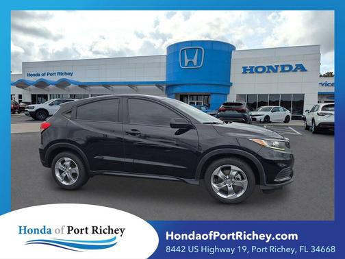 Crystal Black Pearl 2022 Honda HR-V LX