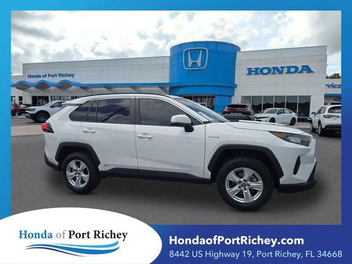 Super White 2021 Toyota RAV4 Hybrid SE
