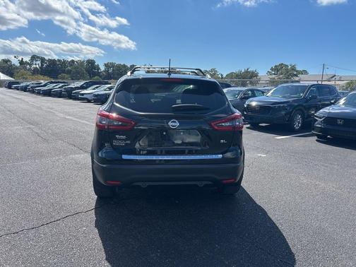 2022 Nissan Rogue Sport SL