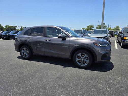 2026 Honda HR-V LX