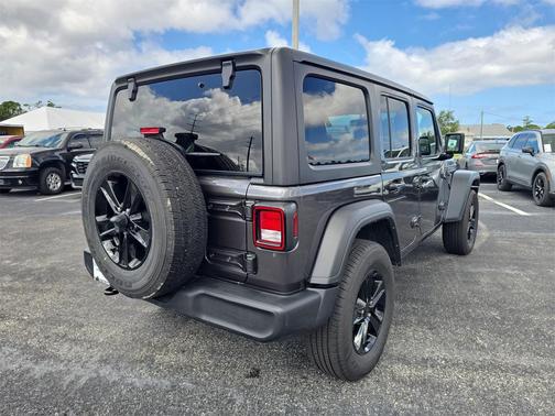 2022 Jeep Wrangler Unlimited Sport Altitude