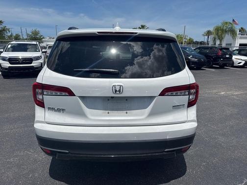 Platinum White Pearl 2021 Honda Pilot 2WD Special Edition