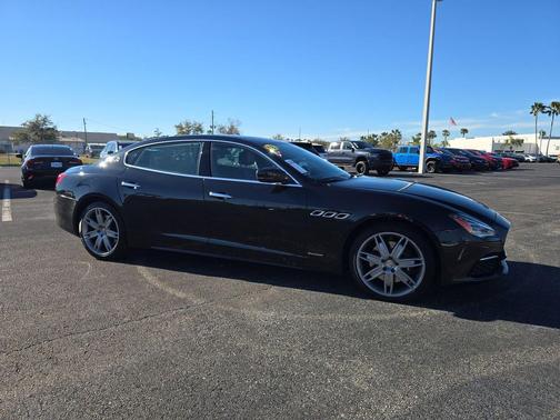 2018 Maserati Quattroporte S GranLusso