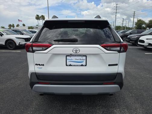 2023 Toyota RAV4 Adventure