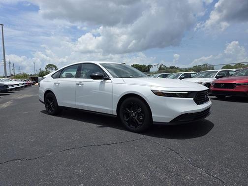 2025 Honda Accord Sport SE 1.5T