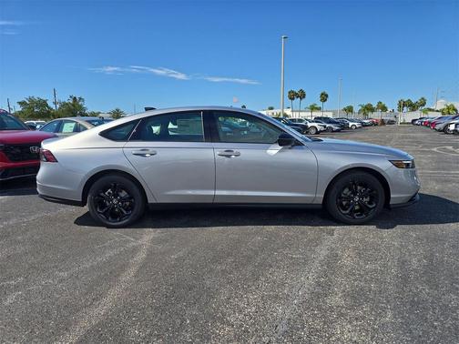 2025 Honda Accord Sport SE 1.5T
